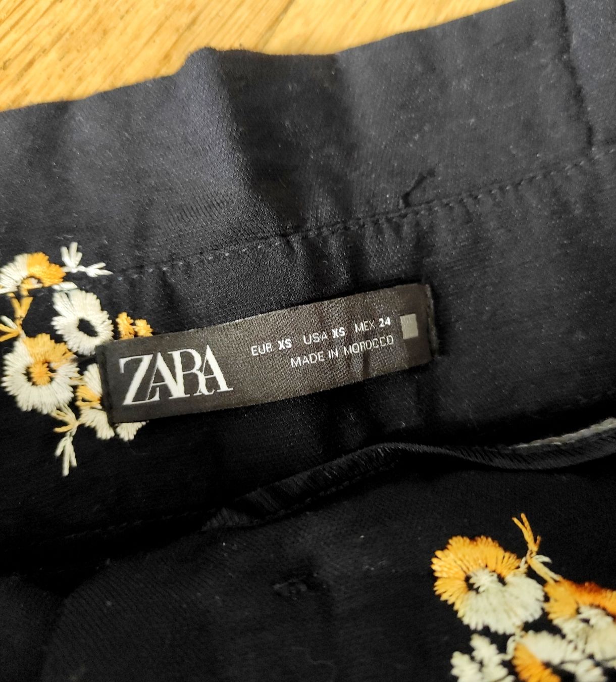 Zara Pantaloni: Zara Hose Gr. S – Usato da Bern venduto da nik_2kbk 1