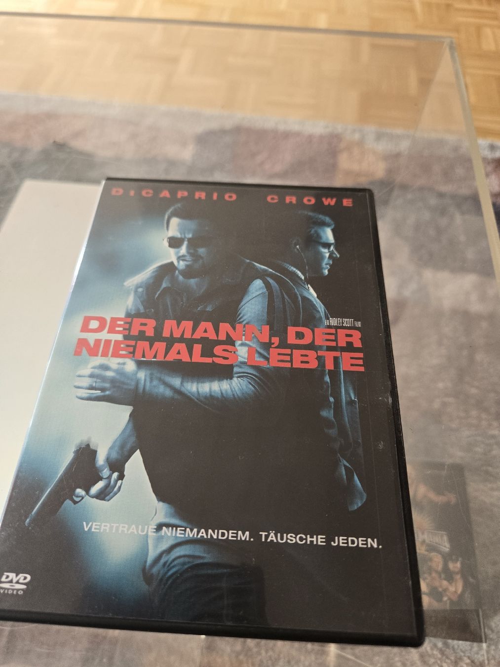 Tutti i DVDs: Der Mann der niemals starb DVD – Usato da Bussigny venduto da Kfdlt