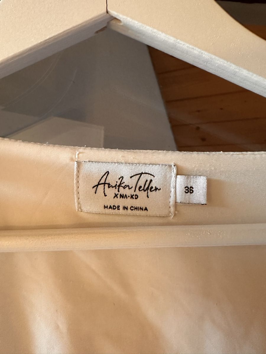 Vestiti: Mini Dress mit langen Ärmeln – Nuovo (secondo la descrizione) da Zürich venduto da BettinaMarie2308 3