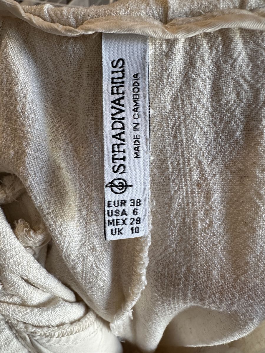 Stradivarius Pantaloni: Stradivarius Leinenhose Gr. 38 – Usato da St. Gallen venduto da raphaela_99 2