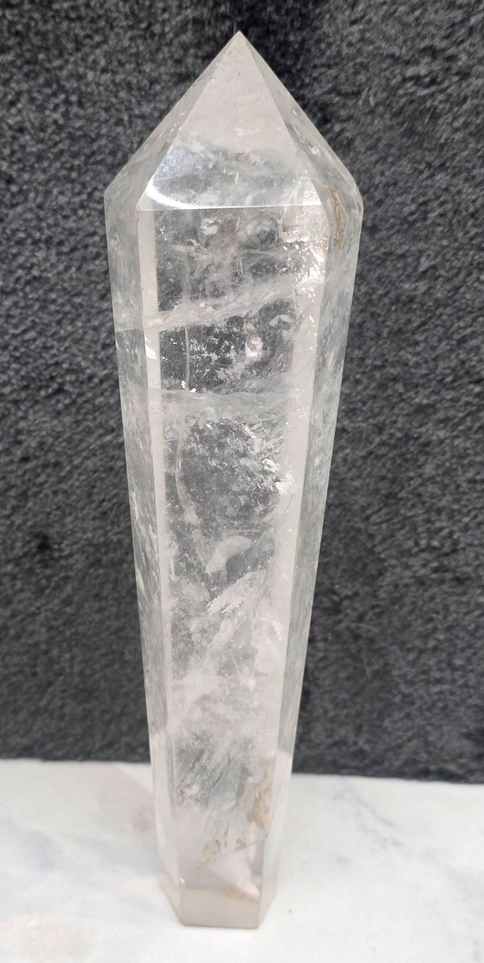 Mineralien & Heilsteine: Bergkristall Zepter Obelisk 415g – Neu und originalverpackt aus Matzingen von Shay_Crystalz