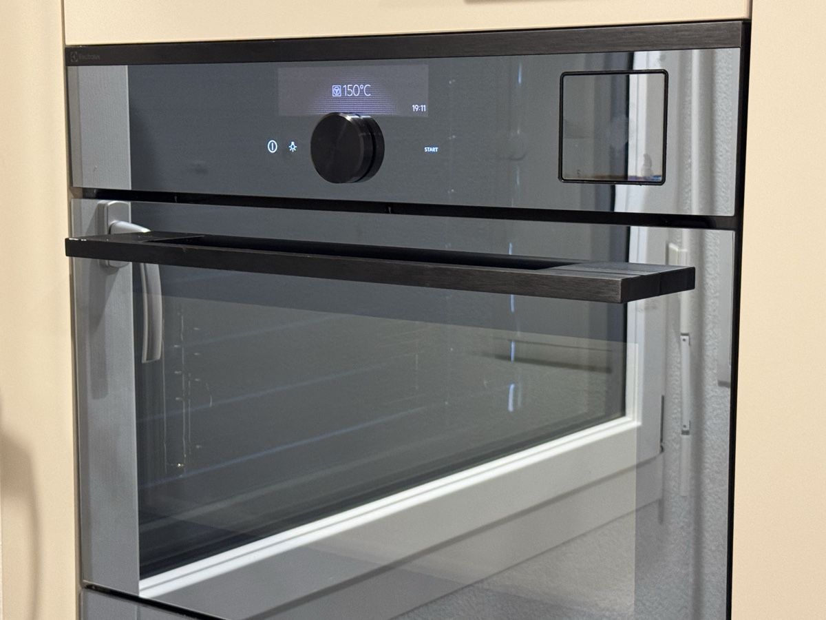 Electrolux Elettrodomestici da cucina: Kombisteamer Electrolux EB4SL70KSP Einbaugerät gebraucht – Usato da Aeschau venduto da ResZ 1