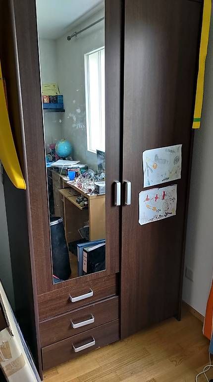 Armadi: Armoire 2 portes avec penderie pour enfants – Usato da Chatonnaye venduto da scharf