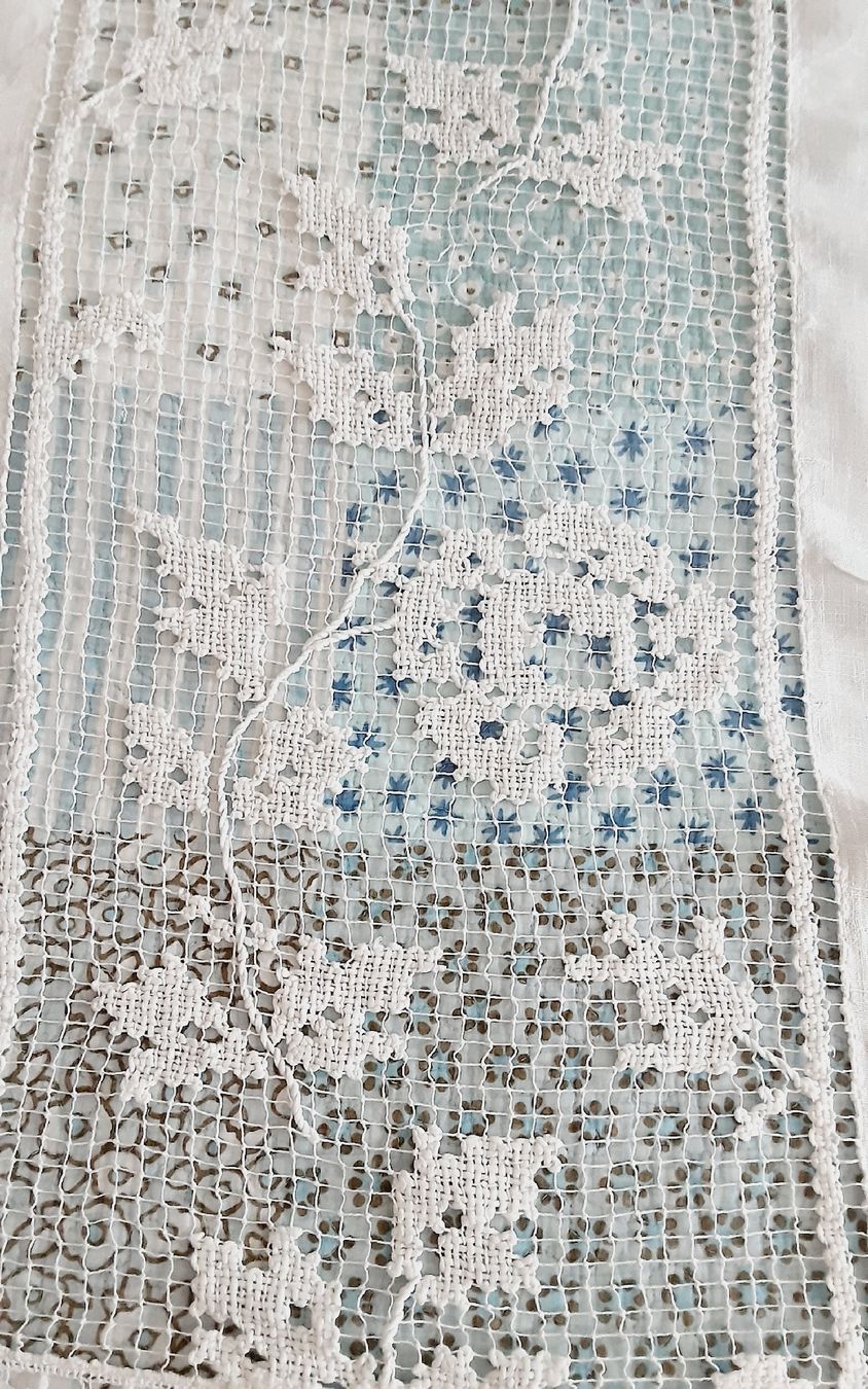 Autre linge de table: leinen gardine oder tischtuch  – D'occasion à Ambrì par Maerz87 3