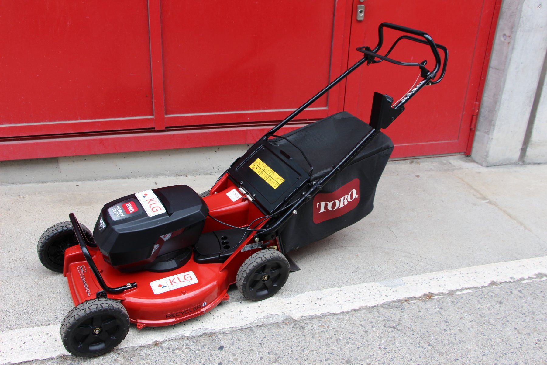 Toro Tagliaerba: Toro Elektro Rasenmäher 22275T – Nuovo (secondo la descrizione) da Zollikofen venduto da klg-maschinen