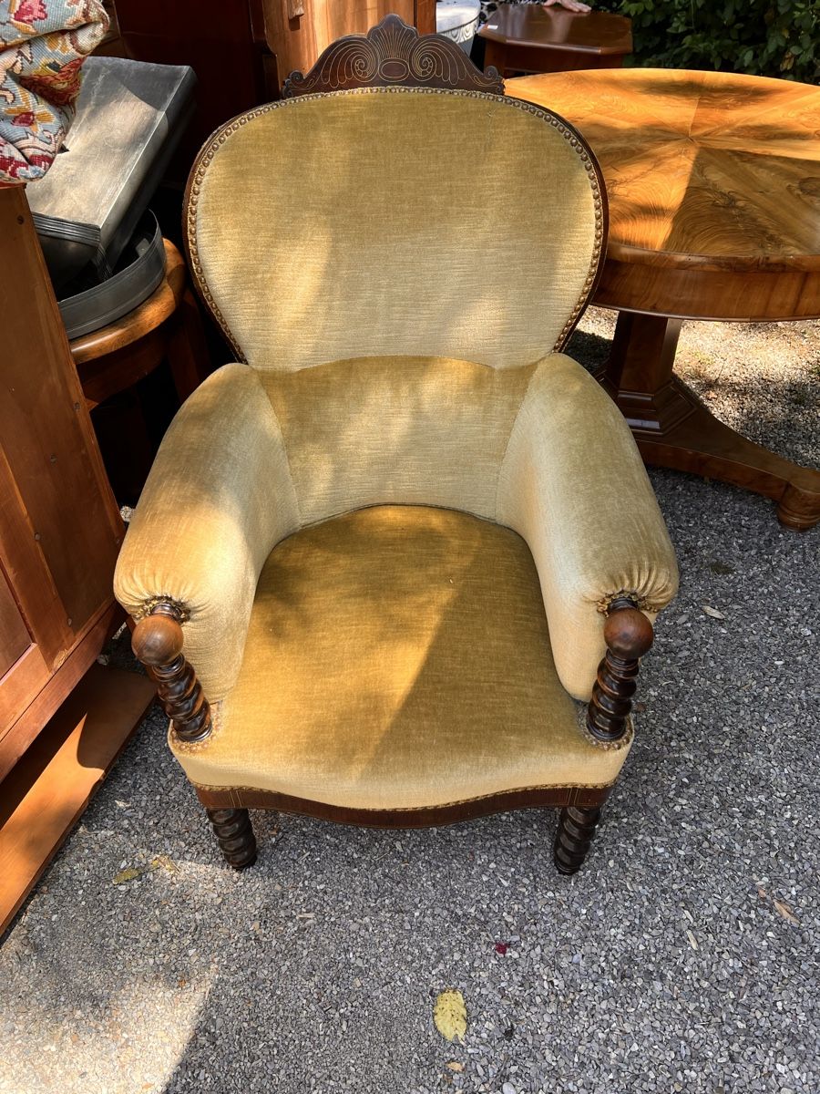 Poltrone:  Antiker Sessel (227) – Usato da Glattfelden venduto da maa_qcj8