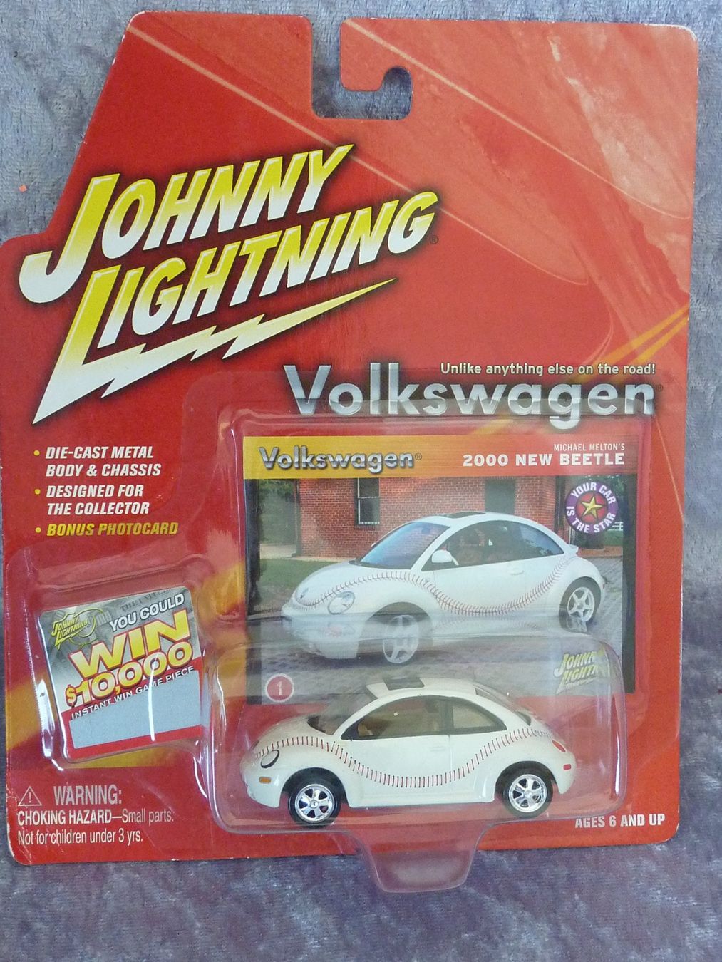 Volkswagen Modellini d'auto: VW New Beetle 2000 1:64 – Nuovo e nell'imballaggio originale da Dürrenäsch venduto da modellautos4you 1