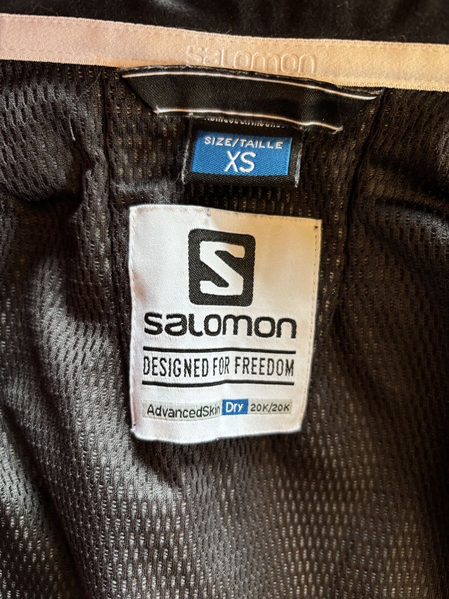 Salomon Giacche: Veste de ski Salomon - taille 34 / COMME NEUVE – Nuovo (secondo la descrizione) da Chapelle (Glâne) venduto da cle_pjg7 2