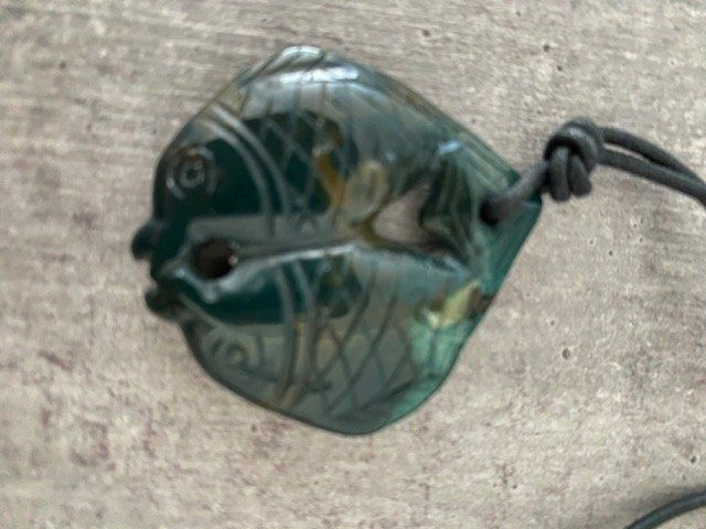 Ciondoli: Steinschmuck, zwei Fische, Jade – Usato da Edlibach venduto da Arnoldotto 2