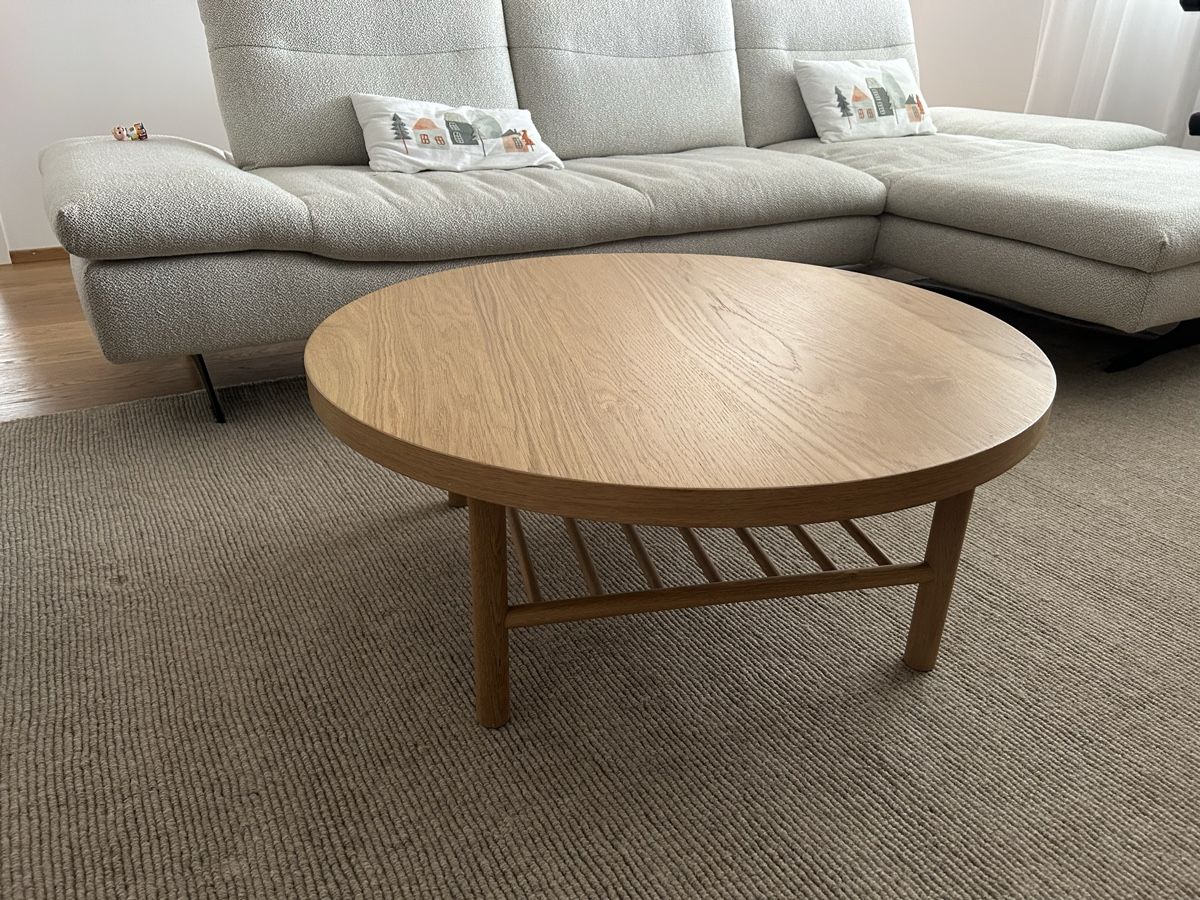Tavoli: Ikea coffee table – Usato da Edlibach venduto da tud_b7y5 2