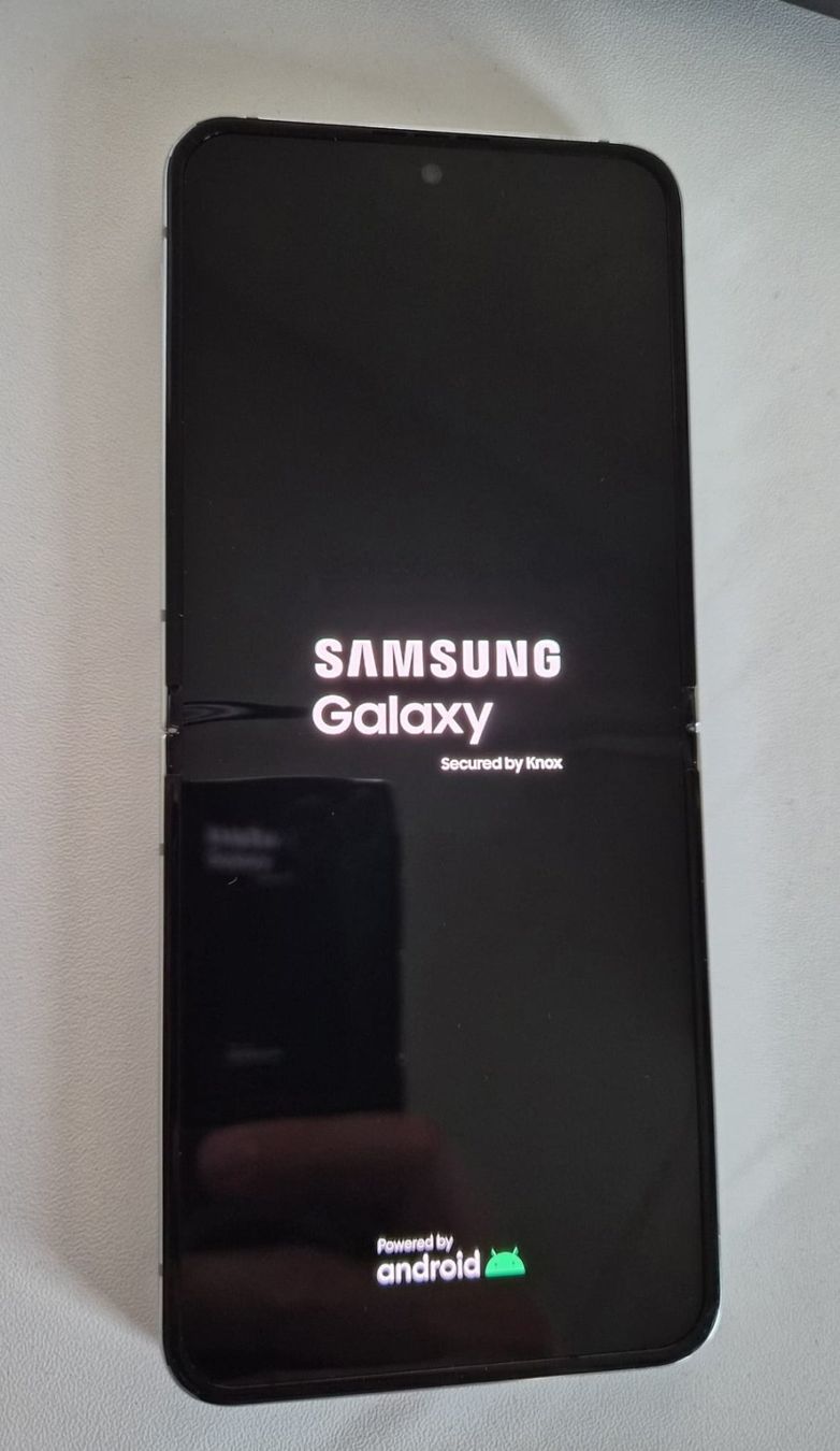 Samsung Portables: Samsung Galaxy Z Flip5 – D'occasion à St. Gallenkappel par JK104 3