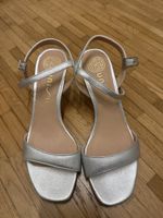 Unisa Sandaletten Silber 37