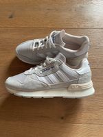 Sneaker neu