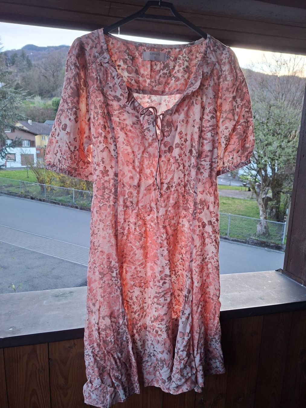 Cream Vestiti: Rosa Kleid gemustert – Usato da Buchs SG venduto da het_ylh6 1