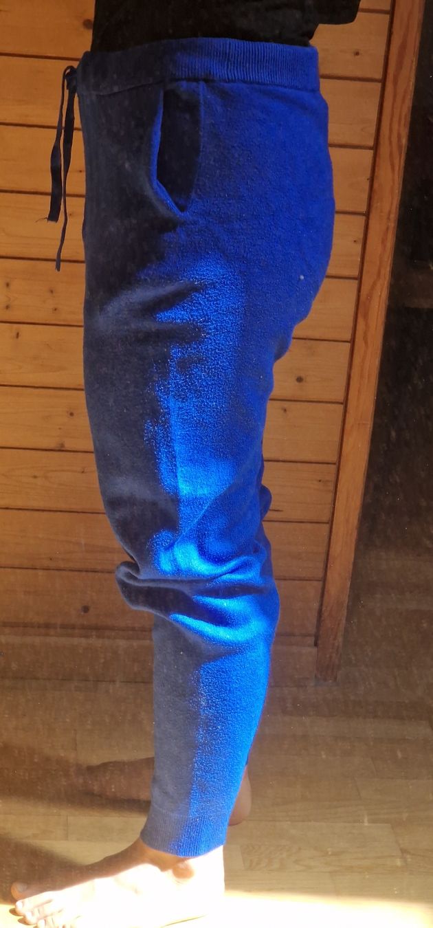 Pantaloni: Blaue weiche Jogginghose – Usato da Wil SG venduto da zeh_pck9 1