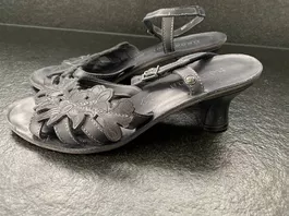 Damensandalen - Marke Neosens - Gr. 39