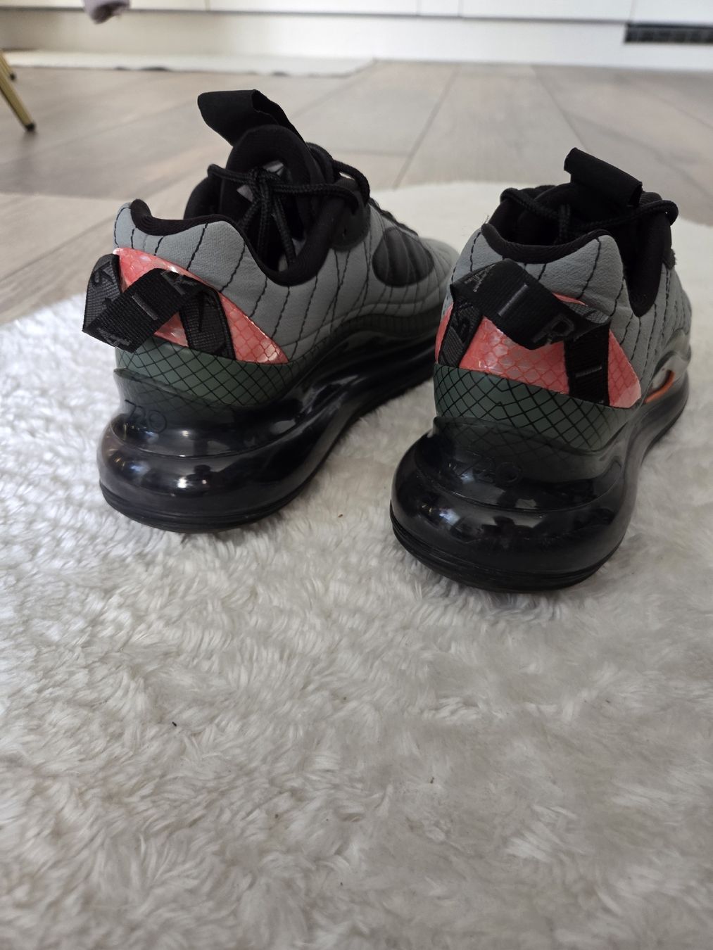 Nike Scarpe da donna: Nike Air Max 38 – Nuovo (secondo la descrizione) da Frauenfeld venduto da bea_6m8y 3