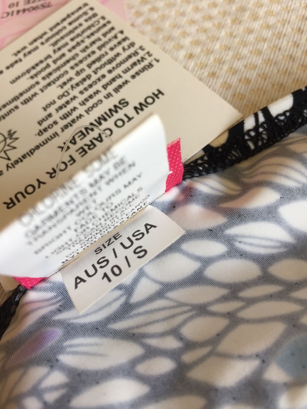 Badekleider & Bikinis: Wahine - Bikini - S - N E U F – Neu (gemäss Beschreibung) aus Sion von accroshoes 4