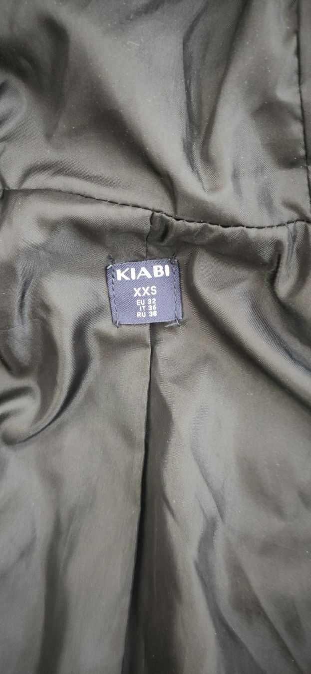 Giacche & Cappotti: Doudoune noire / manteau d'hiver, t. 12 ans – Usato da Mauraz venduto da Morgane_LC 1