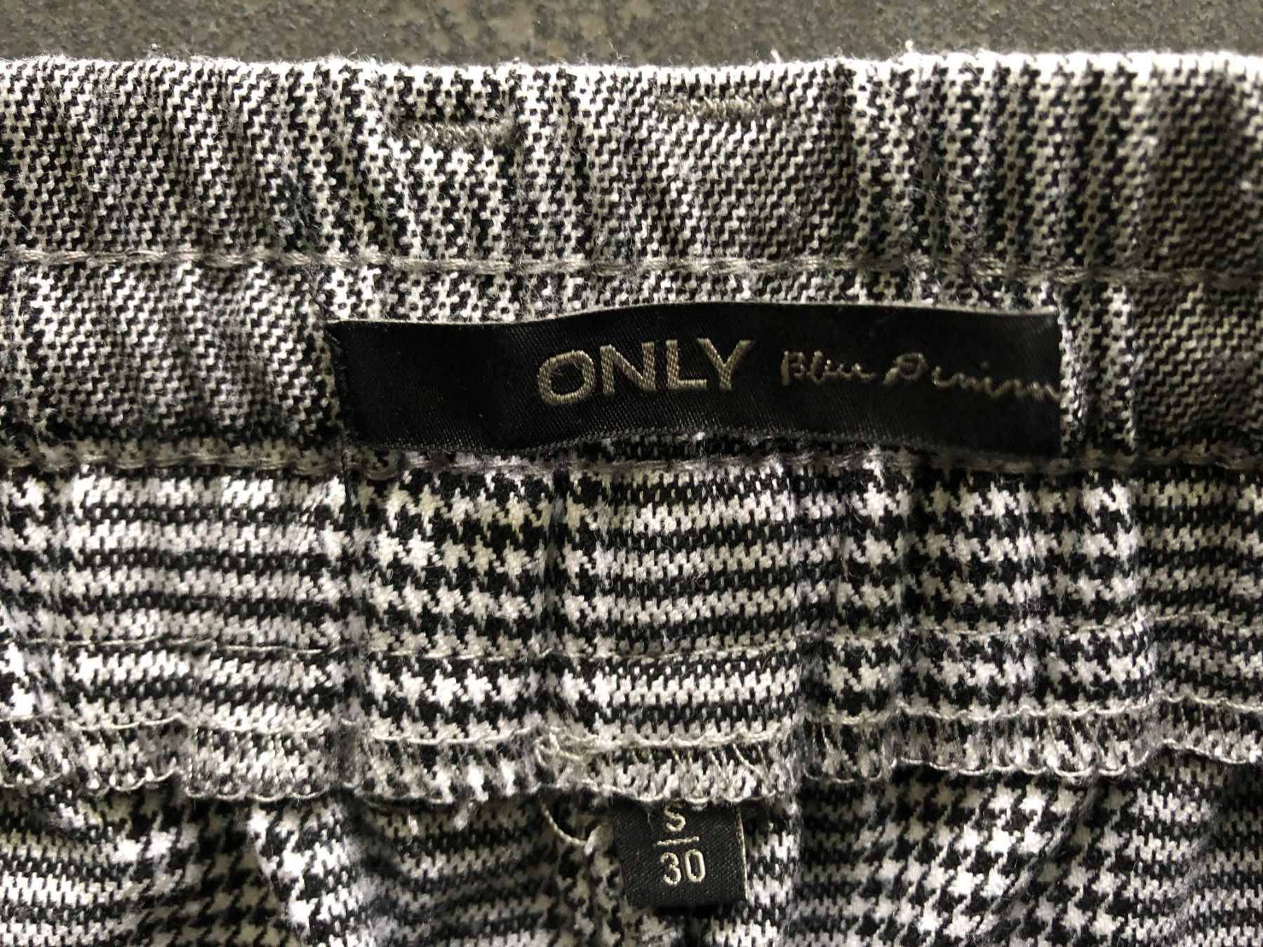 Only Pantaloni: Hose - Grösse S - ONLY – Nuovo (secondo la descrizione) da Oberuzwil venduto da Tomsi_9 2