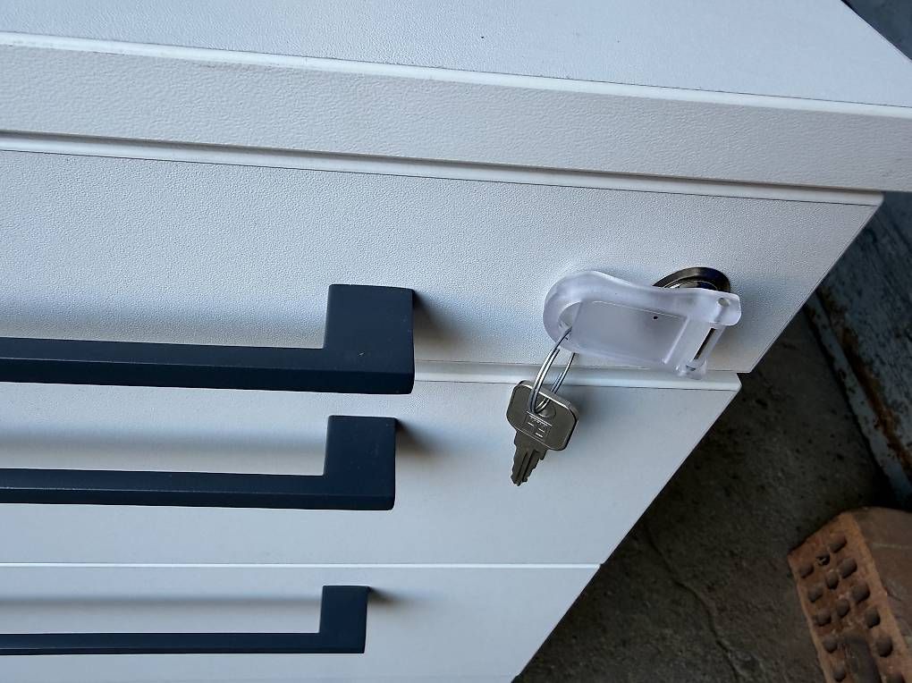 Banconi: neuer 4er Rollcontainer inkl. Schlüssel – Nuovo (secondo la descrizione) da Necker venduto da liq24 3
