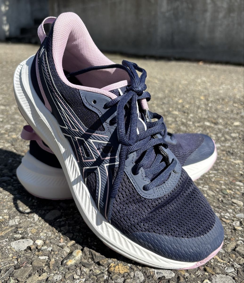 Asics Damenschuhe: Asics kaum gebraucht  – Gebraucht aus Hedingen von evaevaeva