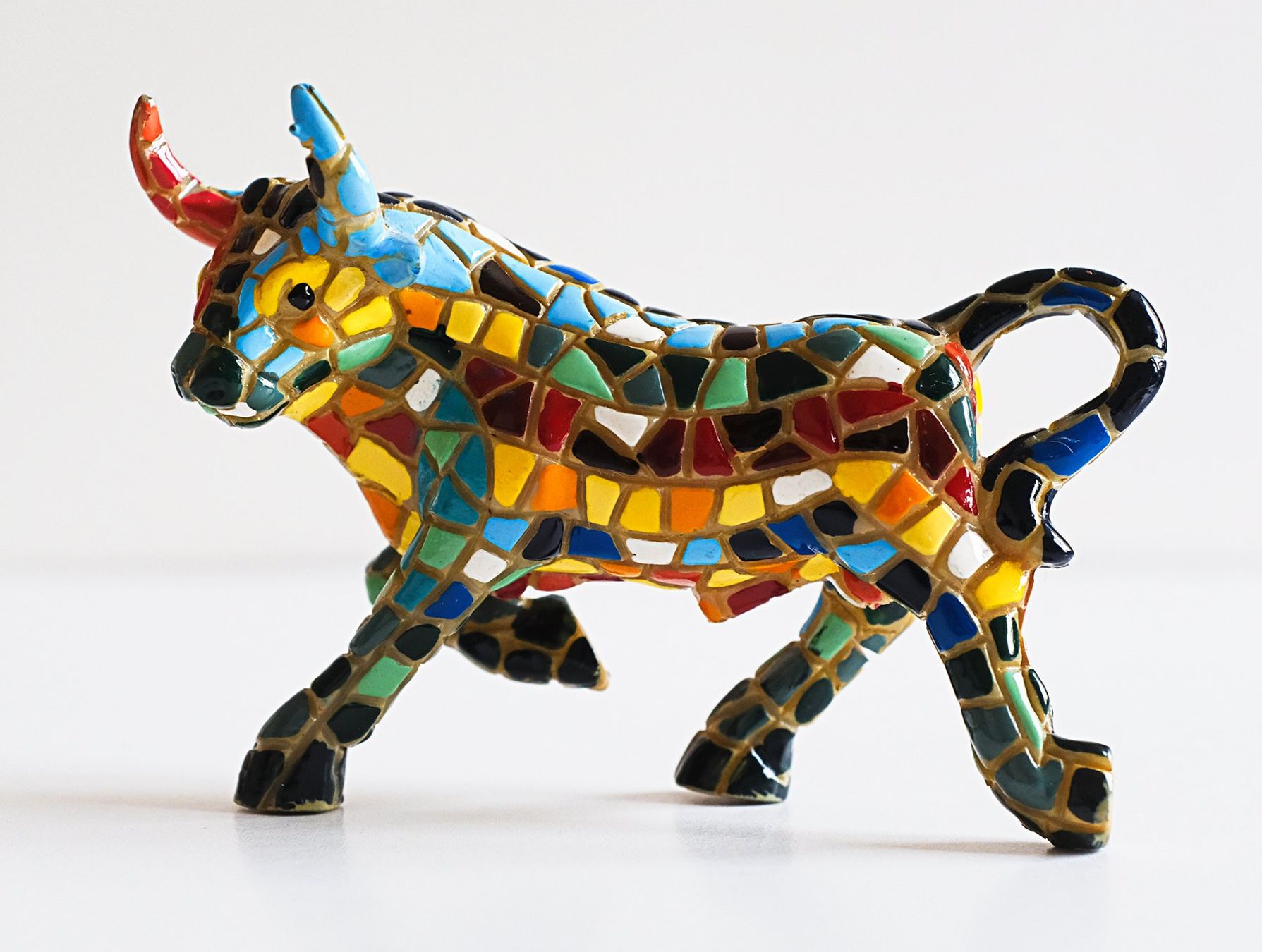 Statuette: Mosaik-Stier – Usato da Zürich venduto da Torros