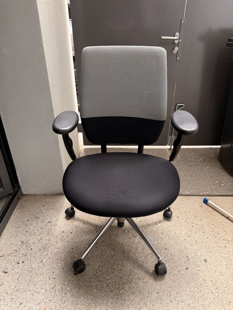 Vitra Sedie: Vitra Bürostuhl – Usato da Iragna venduto da ailtire 2