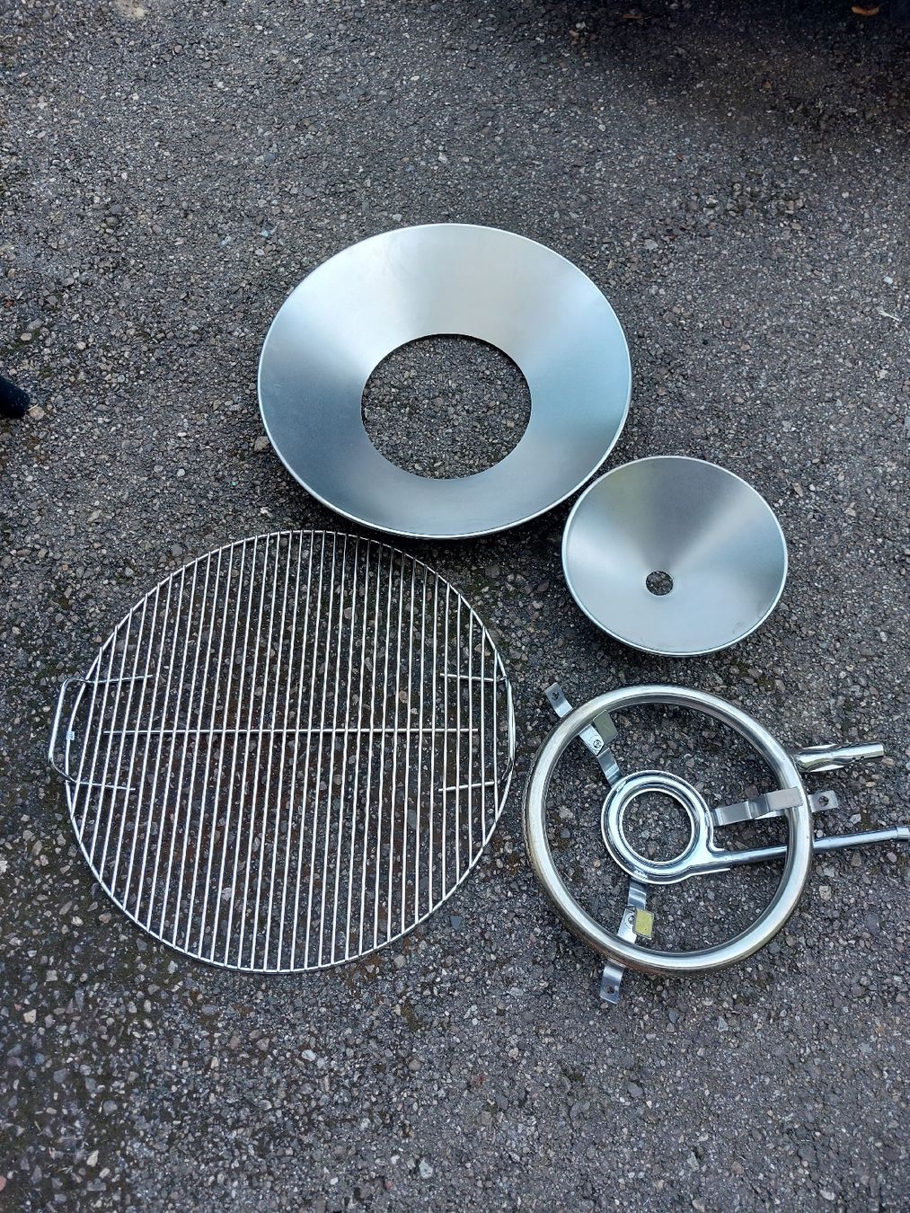 Outdoorchef Grills: Outdoorchef Gasgrill Kugelgrill gereinigt, sauber umgerüstet – Gebraucht aus Kriens von Allerhand5 9