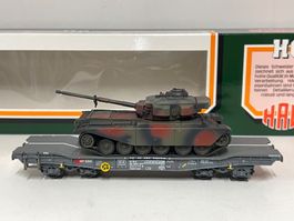 HAG Slmmnps  Tiefladerwagen  mit Centurion Nr. 78 005 H0 AC