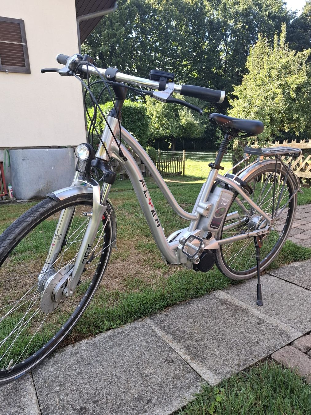 Flyer Velos: Flyer – Defekt aus Leuzigen von bonny2