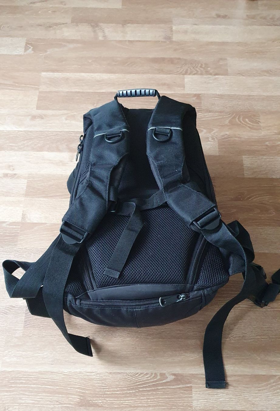 Zaini: Kamera Rucksack mit Regenschutz – Usato da Lohn SH venduto da Lillyfee2020 2