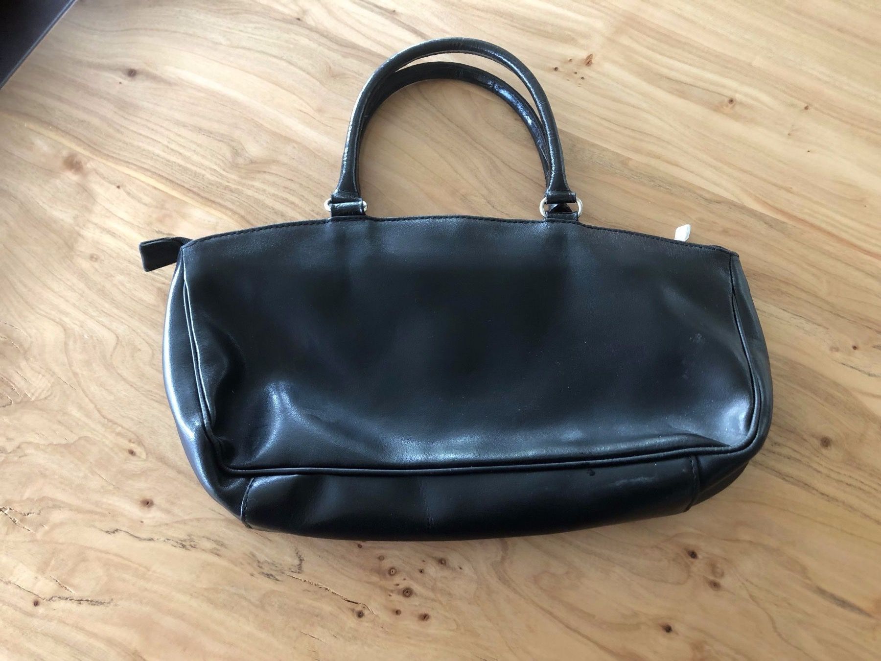 Taschen für Damen: Damenhandtasche – Gebraucht aus Kaltbrunn von lagone1 1