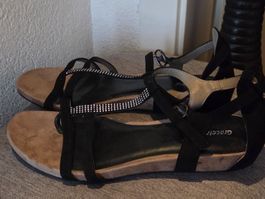 ZZZ: Damen Sandalen Grösse 42