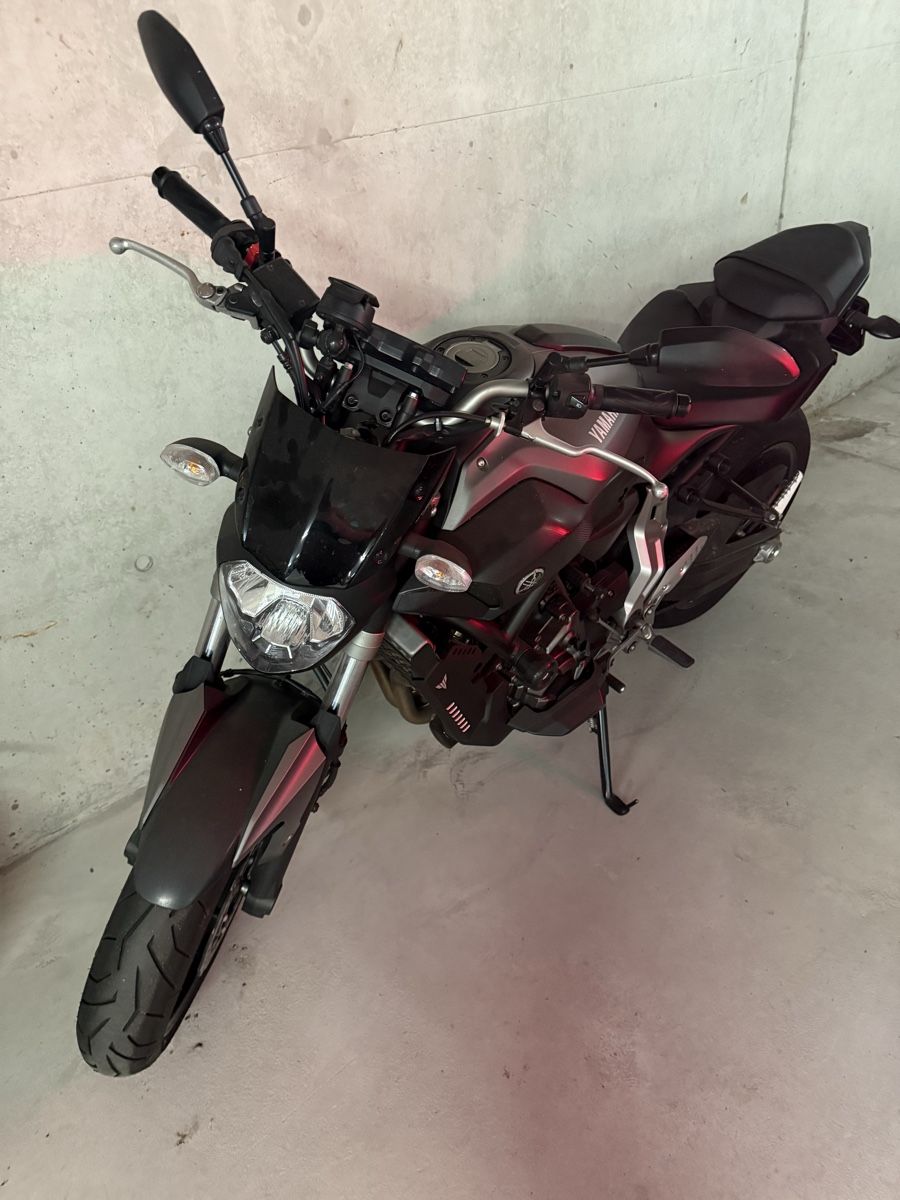 Yamaha Strada: MT-07 mit Akrapovic (ABS Bremse) – Usato da Steinmaur venduto da Ninax
