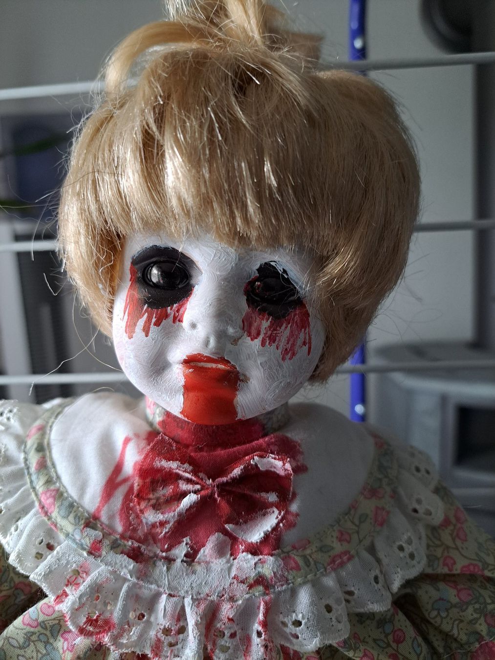 Bambole: Halloween Horror Puppe, Deko Figur – Usato da Spiez venduto da Pistach99