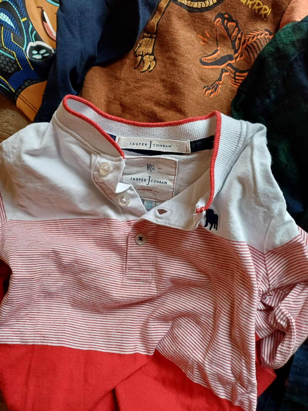 Kleiderpakete & -sets: Jungen Kleiderset Gr.110 – Gebraucht aus Lenk im Simmental von MountinChilliReally 1