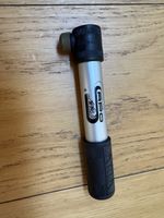 Pompe à vélo APO