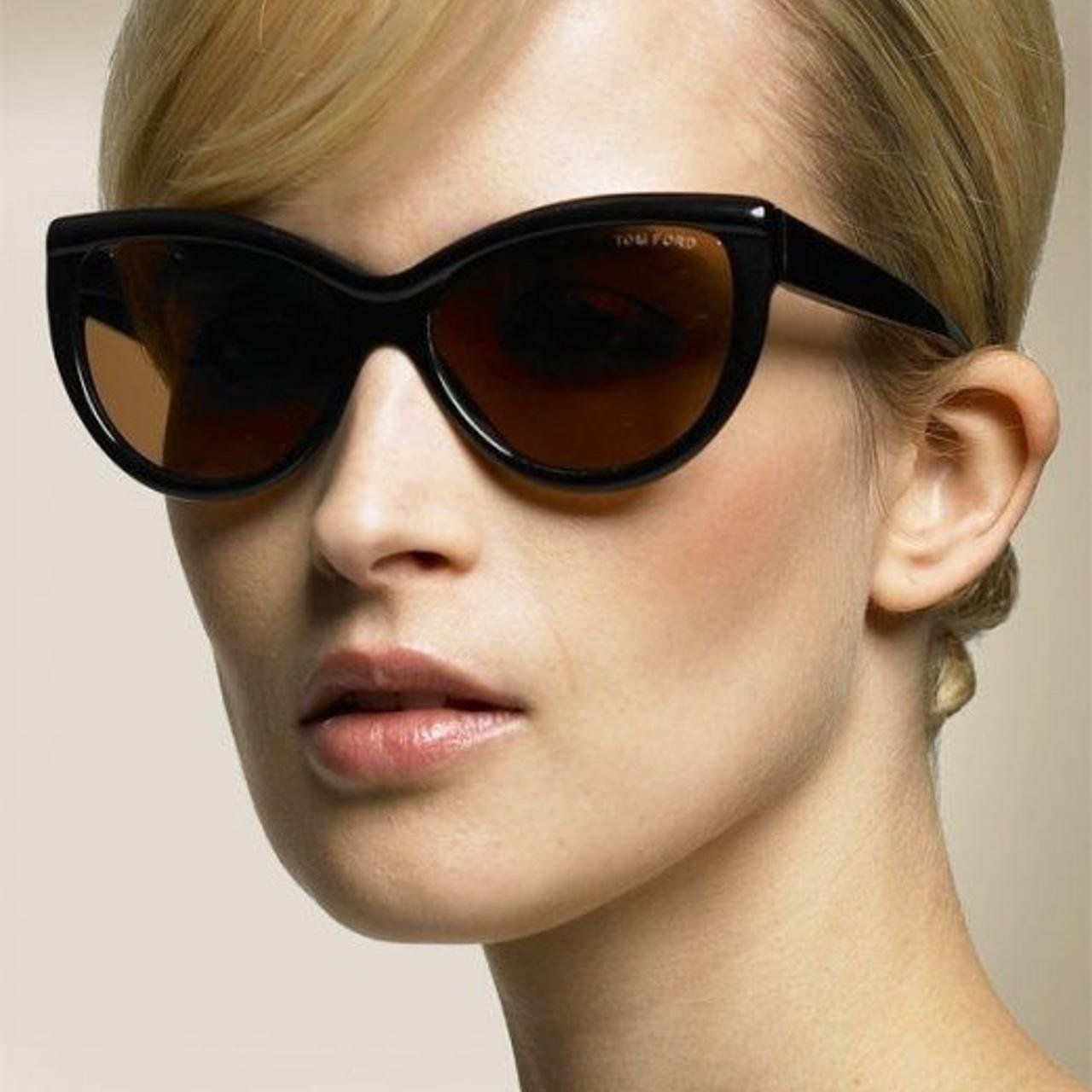 Tom Ford Occhiali & Lenti: Lunettes Tom Ford cat eye, modèle Anouk – Usato da Granges (Veveyse) venduto da Hey-ya