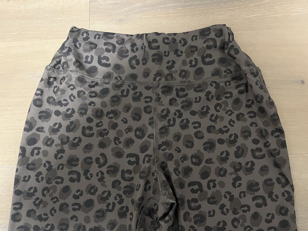 Leggings: Sportleggins Leoprint anthrazit S neu – Nuovo (secondo la descrizione) da Birrwil venduto da vanyboo 2