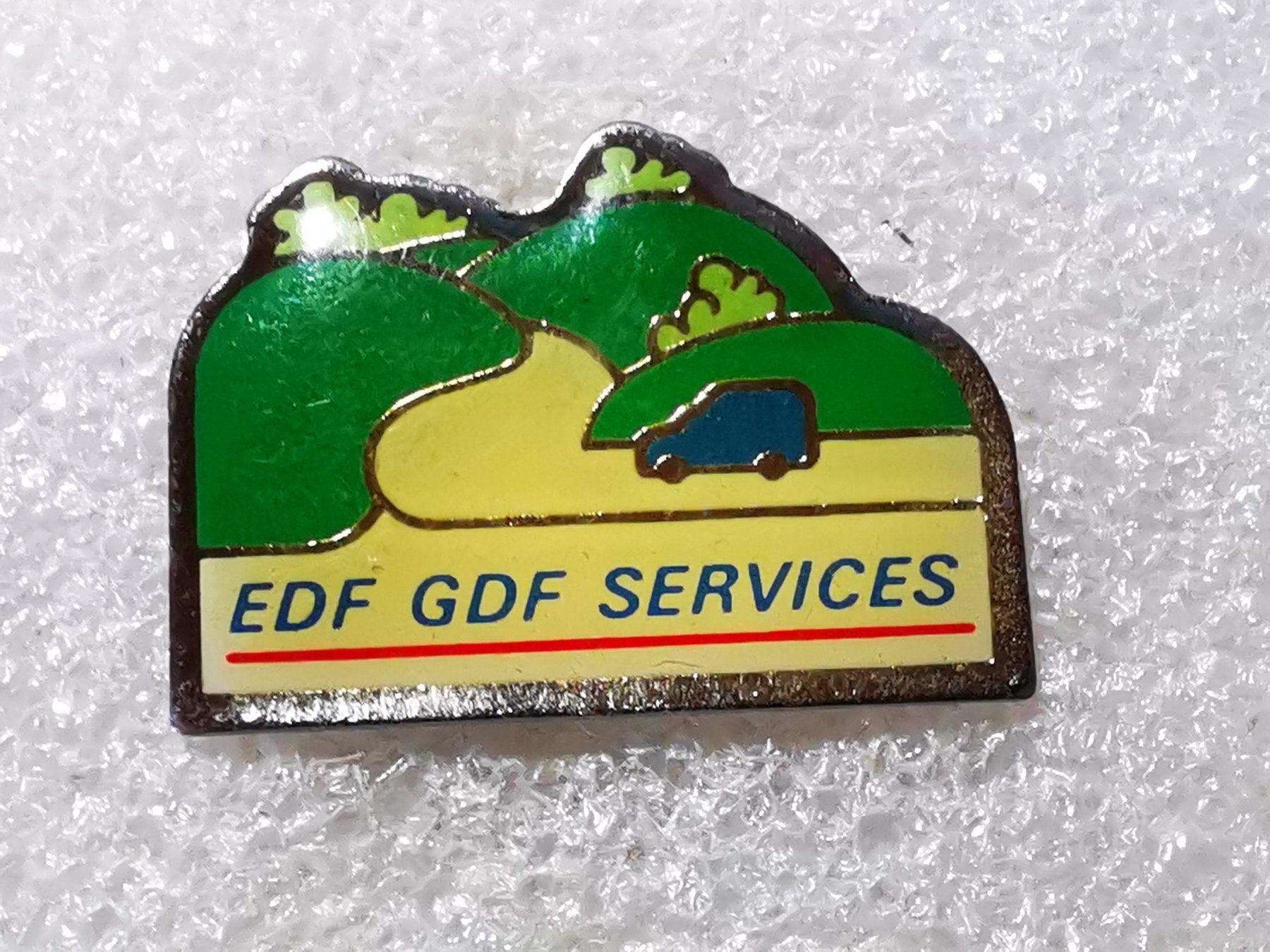 Placchette & Badge: Ansteckpin 47: EDF GDF Services – Usato da Oppligen venduto da Pin-Fall-Shop