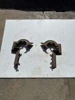 Zwei gusseiserne Ornamente Verzierungen Metall antik