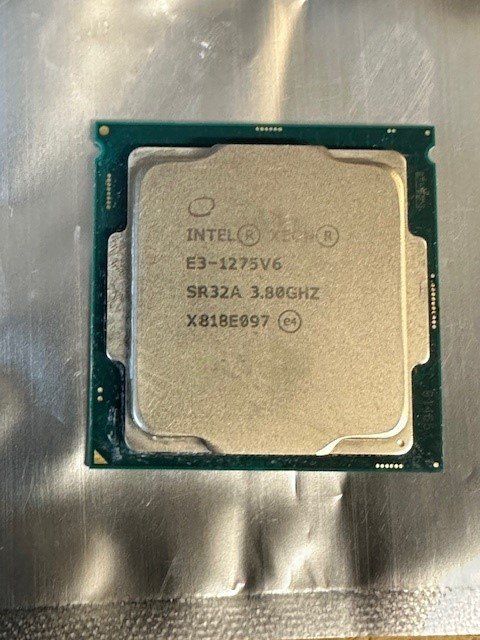Intel Server: E3-1275 v6 3,80 GHz 4 core  8 MB Cache – Gebraucht aus Zürich von Drwatson