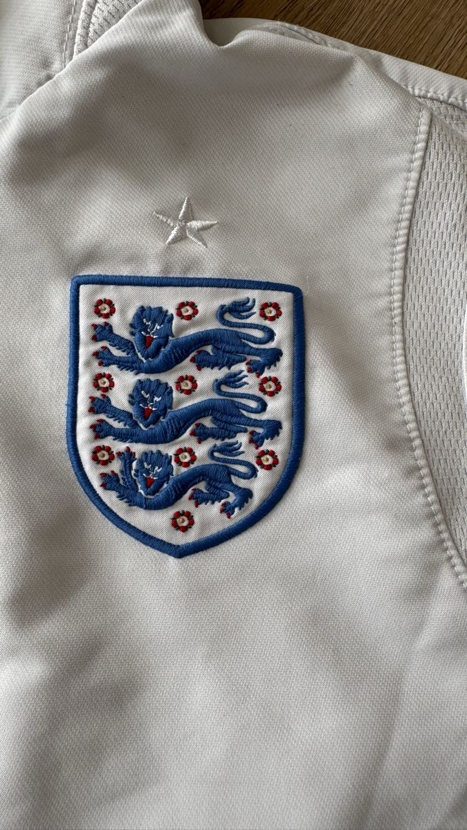 Umbro Giacche: England Umbro Trainingsjacke, Grösse M – Usato da Heimberg venduto da Zephyr13 1