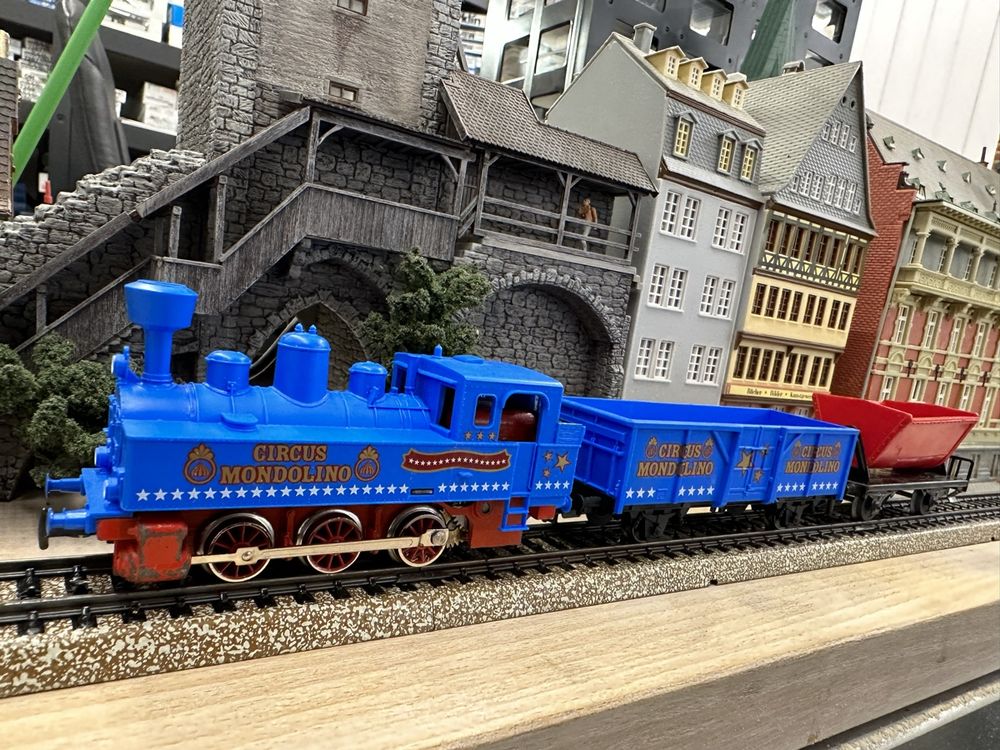 Märklin Trains électriques: Märklin Circus Mondolino Zug – D'occasion à Lupsingen par New-Haven