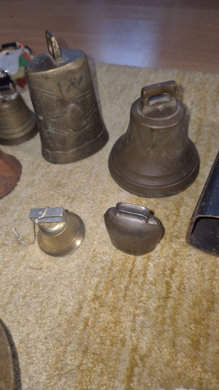 Campanacci mucche: 15 Glocken  Sammlung  – Usato da Kölliken venduto da MissesBossTop1