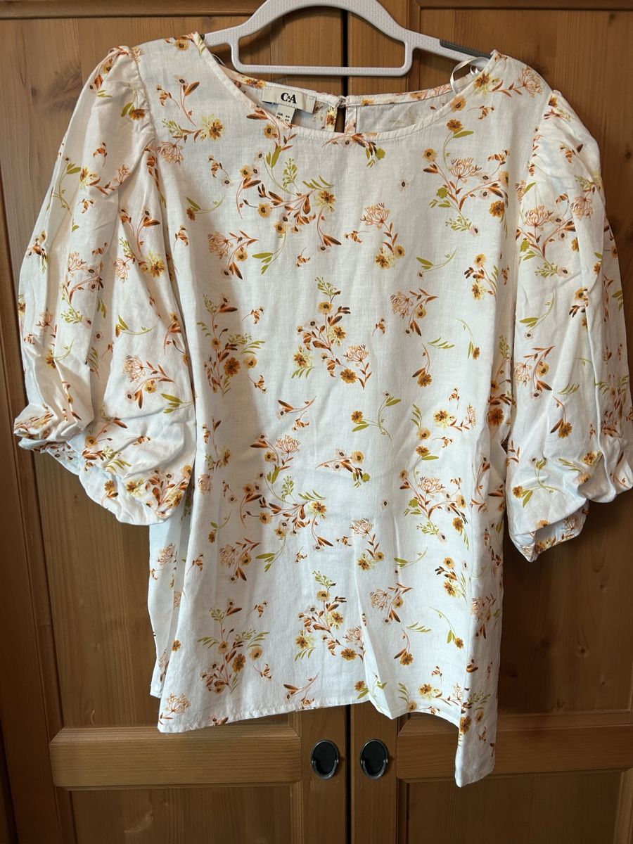 C&A Blusen: Blouse à fleurs T44 – Gebraucht aus Daillens von guisepa 1