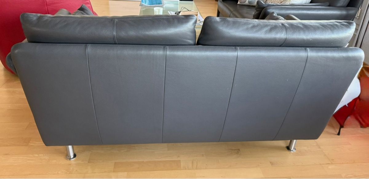 Pfister Sofas: 2 Sofa, schwarz, Leder – Gebraucht aus Adligenswil von kur_y9jw 2