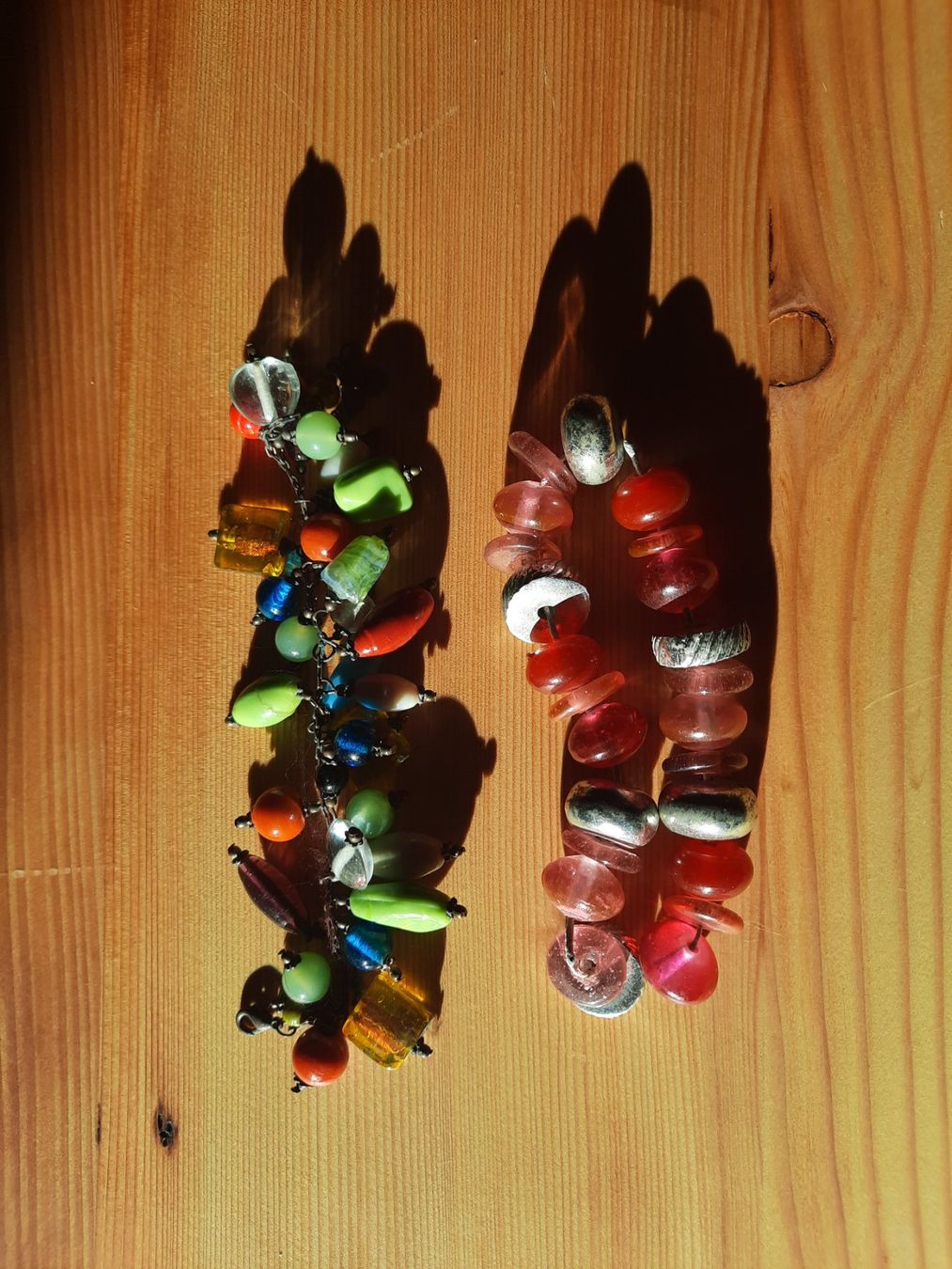 Bracelets: Armänder mit Glassteinen – D'occasion à Basel par Michel_stelz