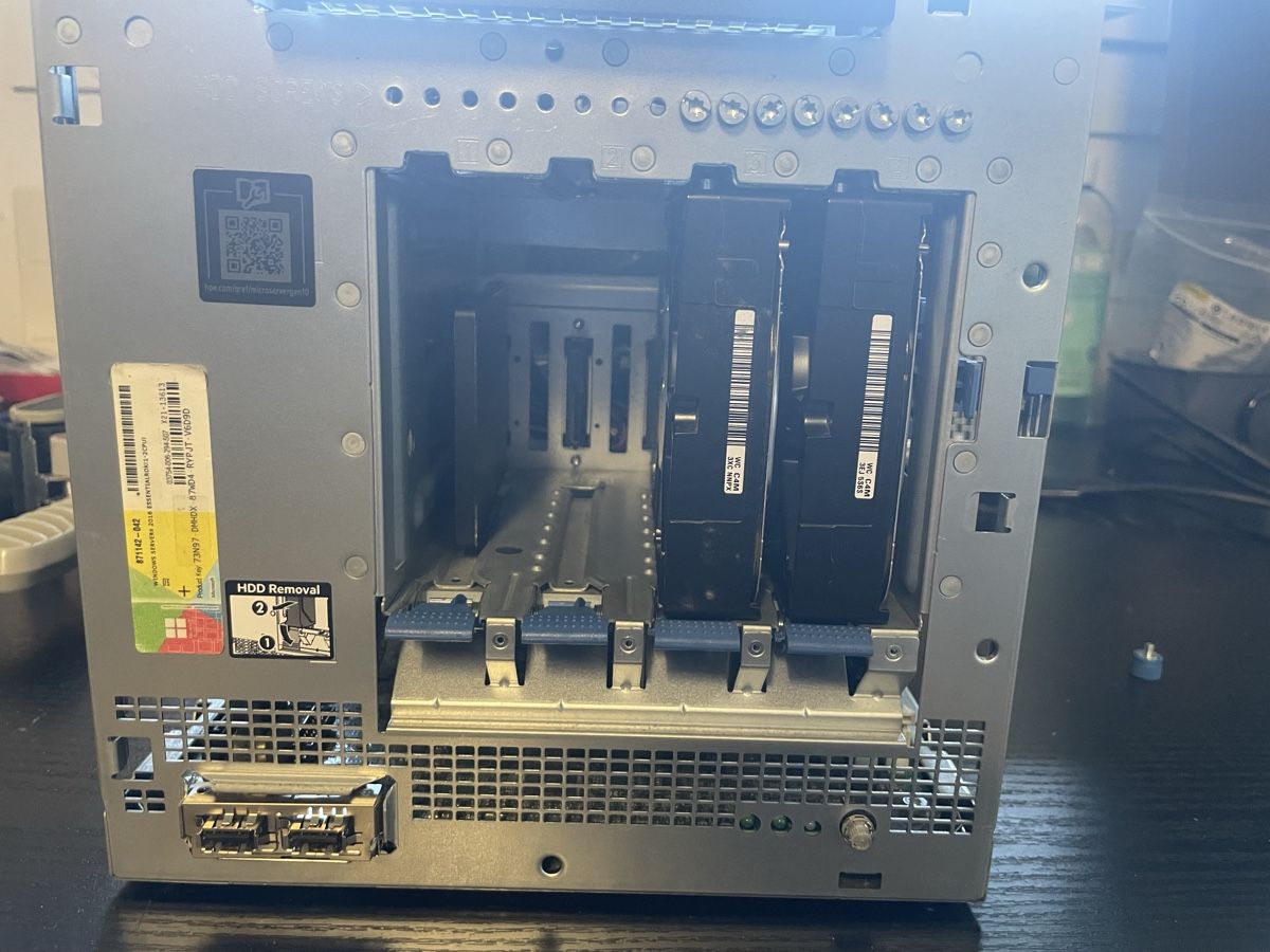 Hewlett Packard Serveurs: HP Proliant MicroServer Gen10 4TB/16GB/ – Neuf (Voir description) à Abtwil sg par Kueng.MultiOutlet 3